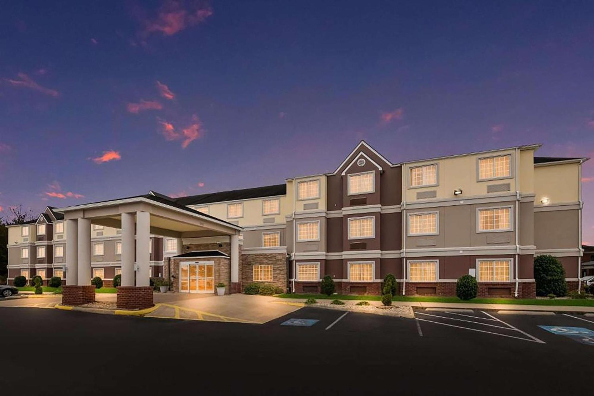 Baymont By Wyndham Elizabeth City Exterior foto